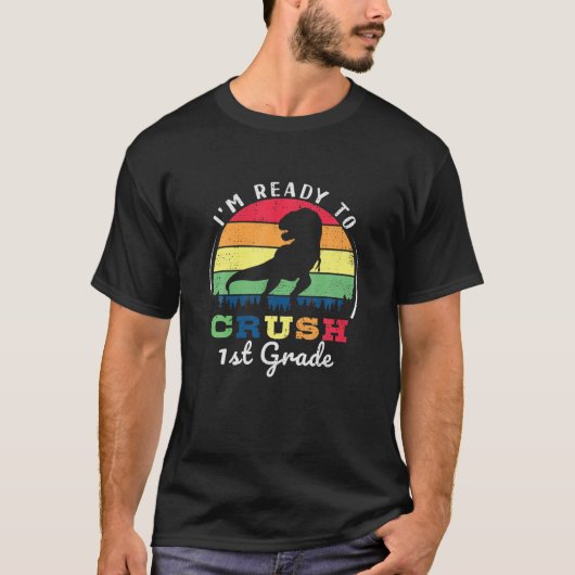 1年生の先生学生のAppreをつぶす準備ができている Tシャツ (正面)