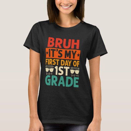 1年生の先生 初めての小学校の先生 バック T Tシャツ (正面)