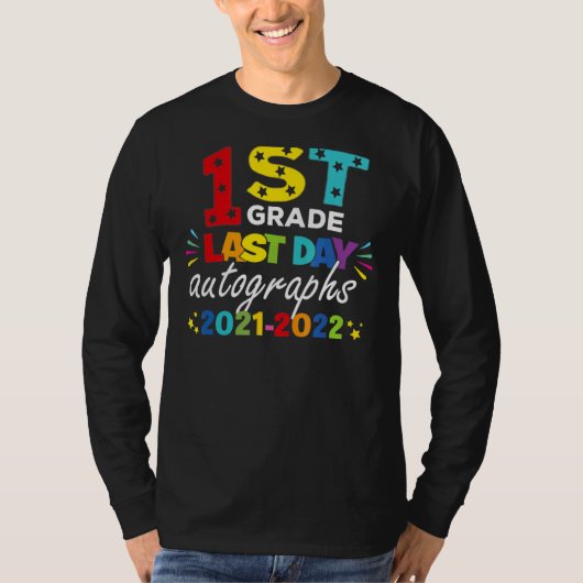 1年生の子供と先生の最終日の自動グラフ Tシャツ (正面)