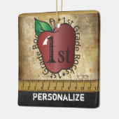 1年生の学校の先生ロック セラミックオーナメント (左)