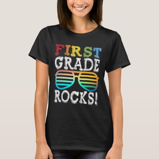 1年生の岩石1年生の分隊新学期T Tシャツ (正面)
