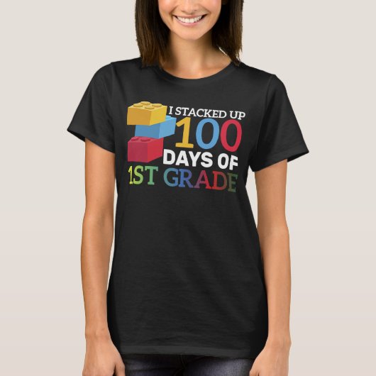 1年生の建物ブロックの100日積み上げ Tシャツ (正面)