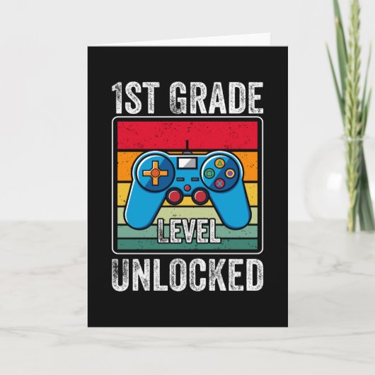 1年生レベルアンロックのビデオゲーム風学生ギフト カード (正面)
