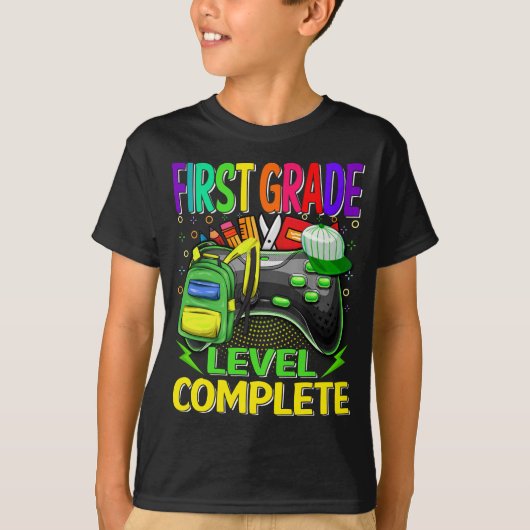1年生レベル完了ビデオゲーム Tシャツ (正面)