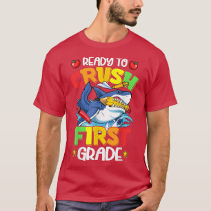 1年生1年生のサメを押し戻す準備ができている Tシャツ