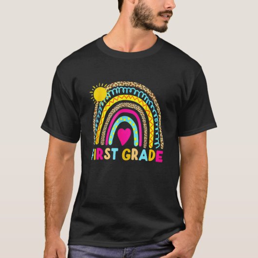 1年生1年生レインボー新学期教え Tシャツ (正面)