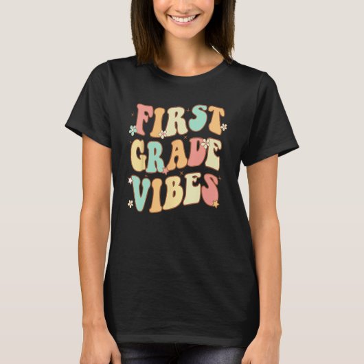 1年生Vibes 1年生チームレトロ1日目 Tシャツ (正面)