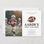 1年目のサッカー写真1回目の誕生日パーティー 招待状 (正面)