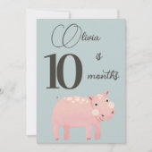 1年目のマイルストーンカード「かわいいジャングルの動物」 招待状 (正面)