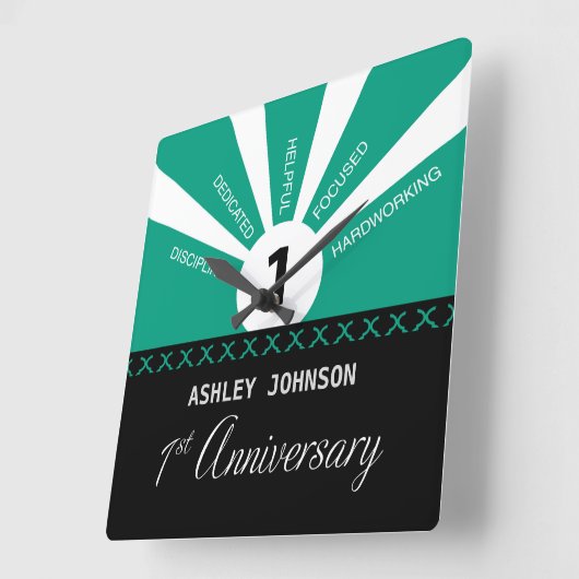 1年目の従業員をパーソナライズ スクエア壁時計 (傾斜)