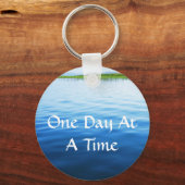 1日ずつ キーホルダー (正面)