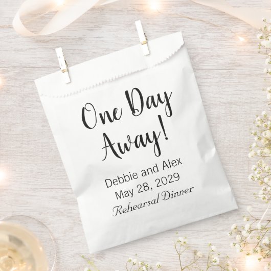 1日のリハ遠くにーサルのディナーのバッグ フェイバーバッグ (クリップ留めされた状態)