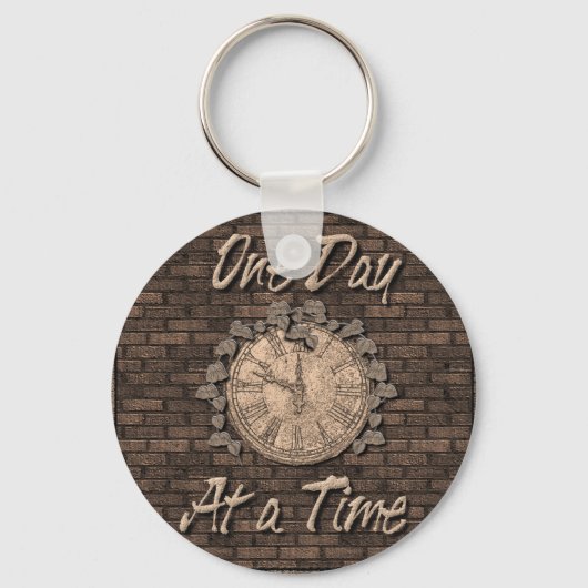 1日の時間で引用文スローガン旧時計 キーホルダー (正面)