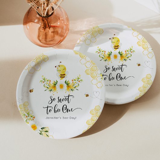 1日の誕生日のミツバチの日 ペーパープレート