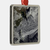 1日の雲のシミュレーシ独身のョン4 メタルオーナメント (右)