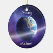 1日一度に セラミックオーナメント (左)