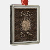 1日一度に メタルオーナメント (右)