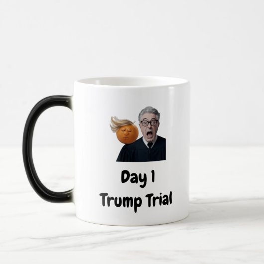 1日目のトランプ裁判 モーフィングマグカップ (左)
