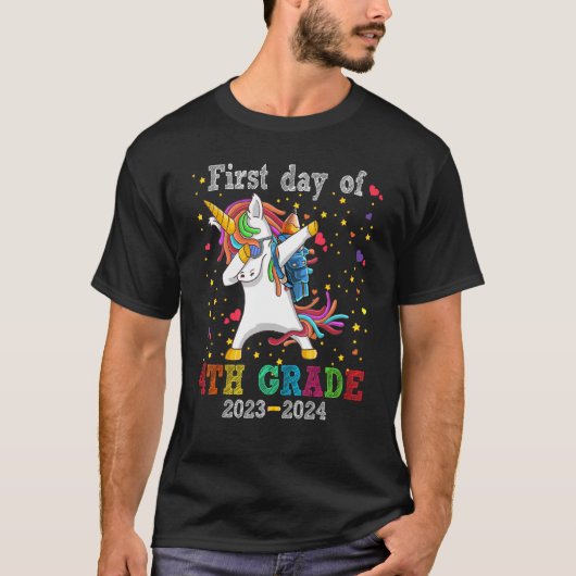 1日目ユニコーンかわいい4年生バック Tシャツ (正面)