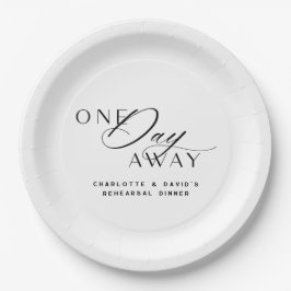 1日遠くにリハーサルエレガントディナー ペーパープレート