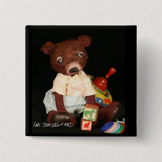 1月Shackelfordくまボタンマレー 缶バッジ (正面)
