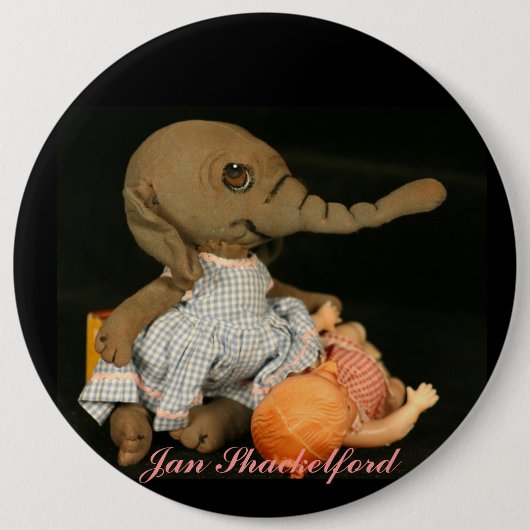 1月Shackelford象Gita 缶バッジ (正面)