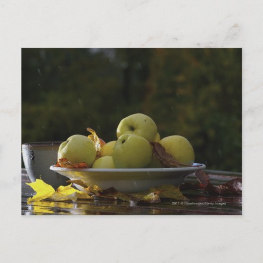 1杯のリンゴ葉と ポストカード (正面)