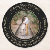 1枚の写真のブラック金ゴールドモダンの結婚式が日付を保存 ラウンドペーパーコースター (正面)