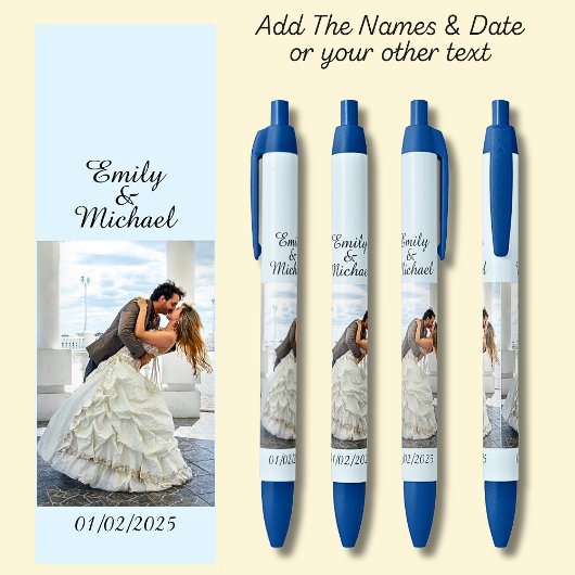 1枚の写真、名前、日付、またはソフトブルーのテキスト 黒ボールペン