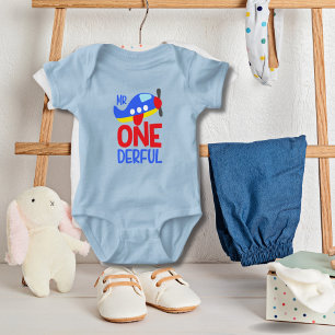 1歳おもしろいの誕生日すばらしいベビーTシャツさん ベビーボディスーツ