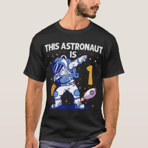 1歳の宇宙飛行士宇宙惑星の第1の誕生日の少年 Tシャツ