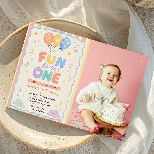 1歳の誕生日おめでとう カラフルな写真 招待状