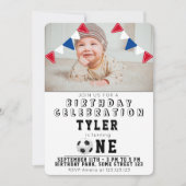 1歳の誕生日かわいいサッカーサッカーの子供たち写真 招待状 (正面)