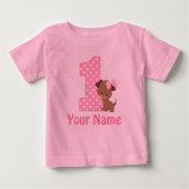 1歳の誕生日の子犬のピンクパーソナライズされた ベビーTシャツ (正面)