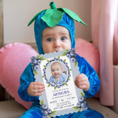 1歳の誕生日の少年の最初の誕生日ブルーベリー 招待状