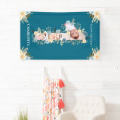 1歳の誕生日の花ティール（緑がかった色）フォトコラージブルーイエロー 横断幕 (インサイチュ)