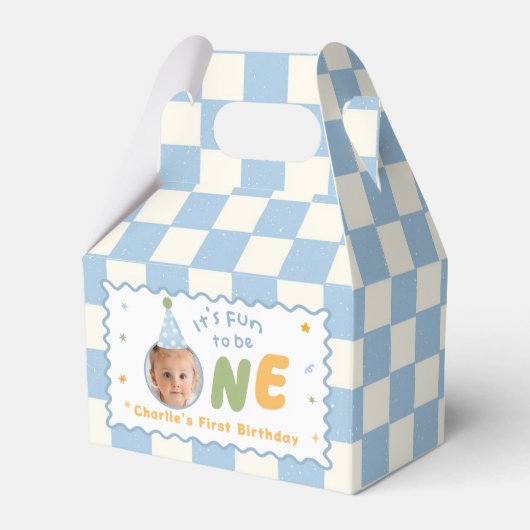 1歳の誕生日をお祝いするパーティーのお返し箱 フェイバーボックス (正面サイド)
