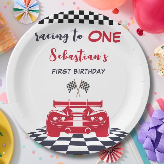 1歳の誕生日をお祝いするレーシングキッズ ペーパープレート