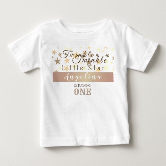 1歳の誕生日を迎える女の赤ちゃんトゥインクルスター ベビーTシャツ (正面)