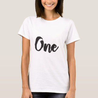 1歳の誕生日アート最初の誕生日1歳 Tシャツ
