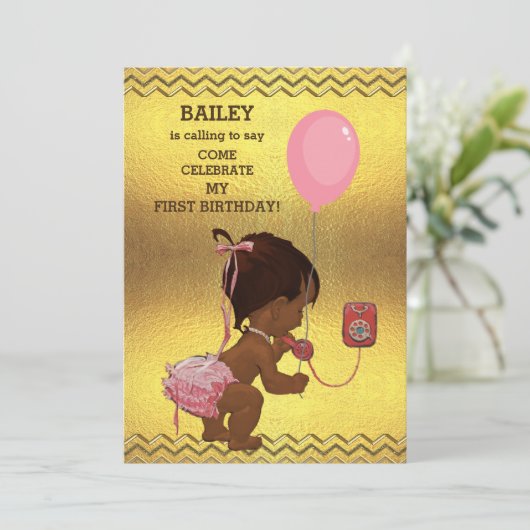 1歳の誕生日エスニックガールバルーン金ゴールドシブロン 招待状 (スタンド正面)