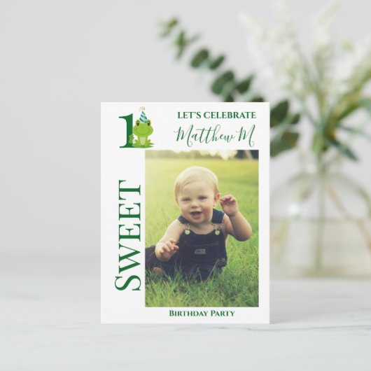 1歳の誕生日カエルのパーティー招待状 ポストカード (スタンド正面)