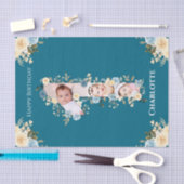 1歳の誕生日フォトコラージュティール(緑がかった色)ブルーイエローフラワー 薄葉紙 (クラフト)