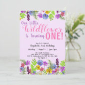 1歳の誕生日リトルワイルドフラワーパープルフローラ女の子 招待状 (スタンド正面)