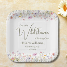 1歳の誕生日我々の小さな野花が一つ回る