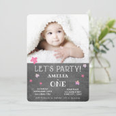 1歳の誕生日招待状かわいいチョークボードピンクの星 招待状 (スタンド正面)