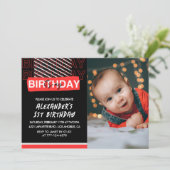 1歳の誕生日招待状 男の子 パーティー 写真 赤 招待状 (スタンド正面)