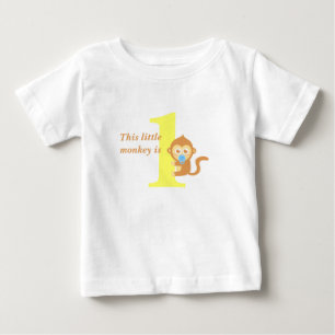 1歳の誕生日、おさるさん1歳です ベビーTシャツ