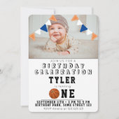1歳の誕生日 かわいい バスケットボール ボール 子供 写真 招待状 (正面)