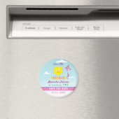 1歳の誕生日　可愛い太陽とピンクの凧のSave The Date マグネット (インサイチュ (食洗機))